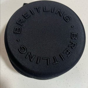 브라이틀링 시계 케이스