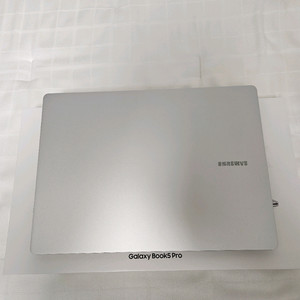 갤럭시북5 프로 14인치 NT940XHA-K51A 루나레이크 판매합니다