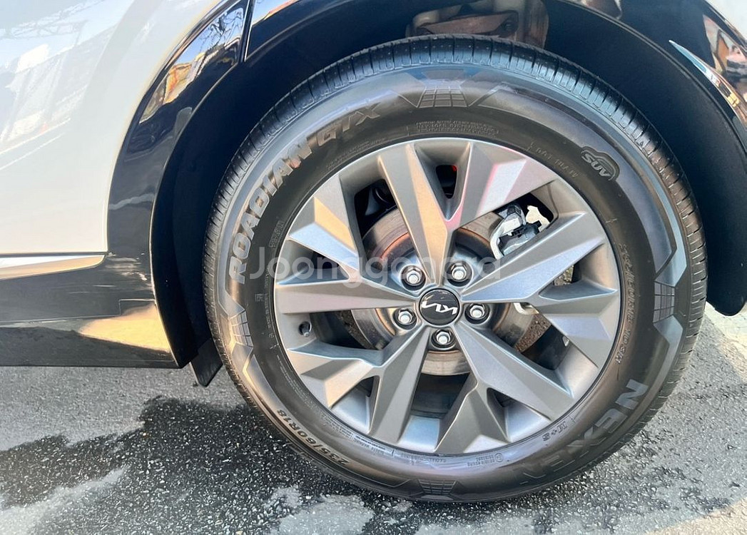 넥센 로디안 18인치 타이어--1