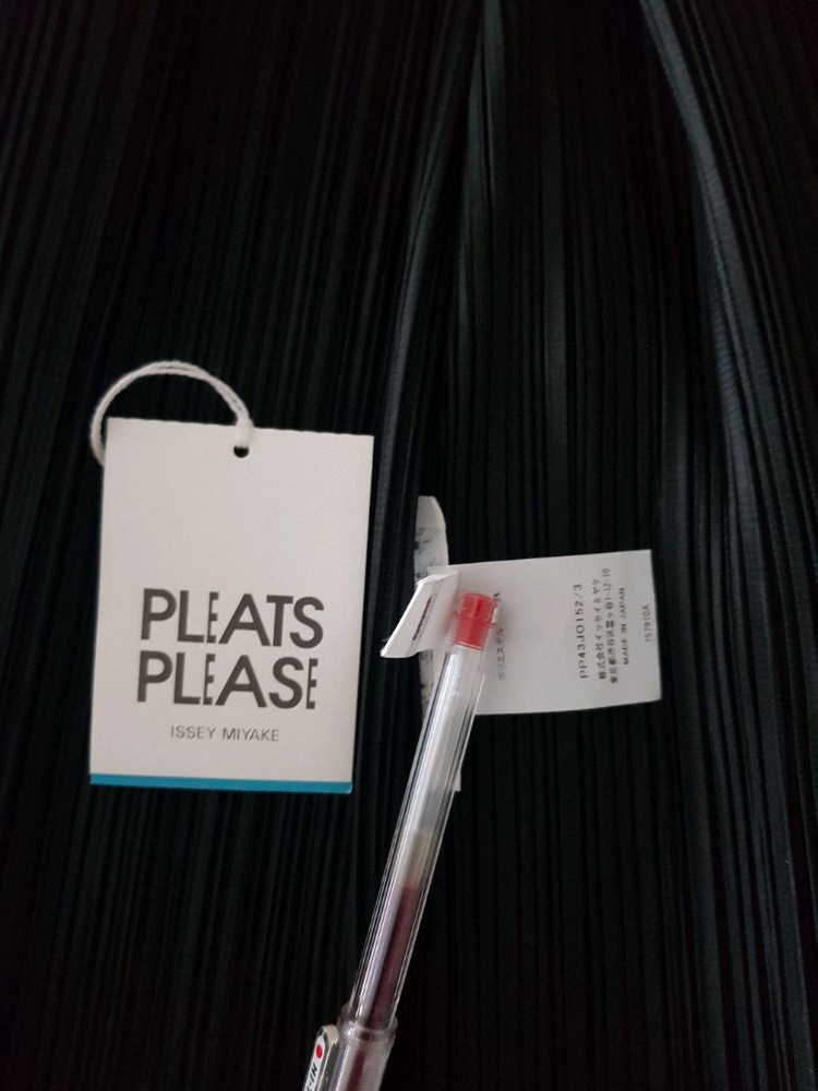 새상품)플리츠플리즈 11월 먼슬리가디건 블랙 이세이미야케--4