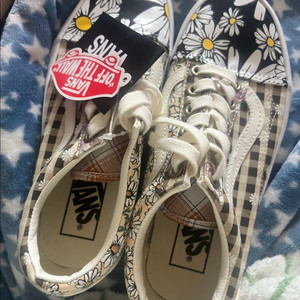 반스 메도우 패치워크 올드스쿨 220 새상품 판매합니다