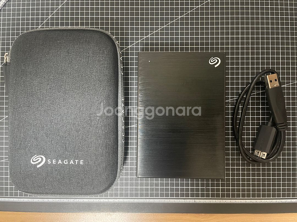 씨게이트 휴대용 외장하드 5TB / 블랙 / 파우치포함--0