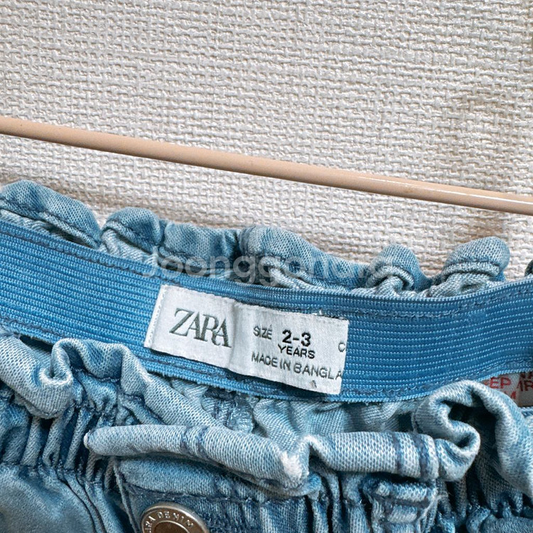 여아옷) 자라 유아 청바지 2-3Y사이즈--1