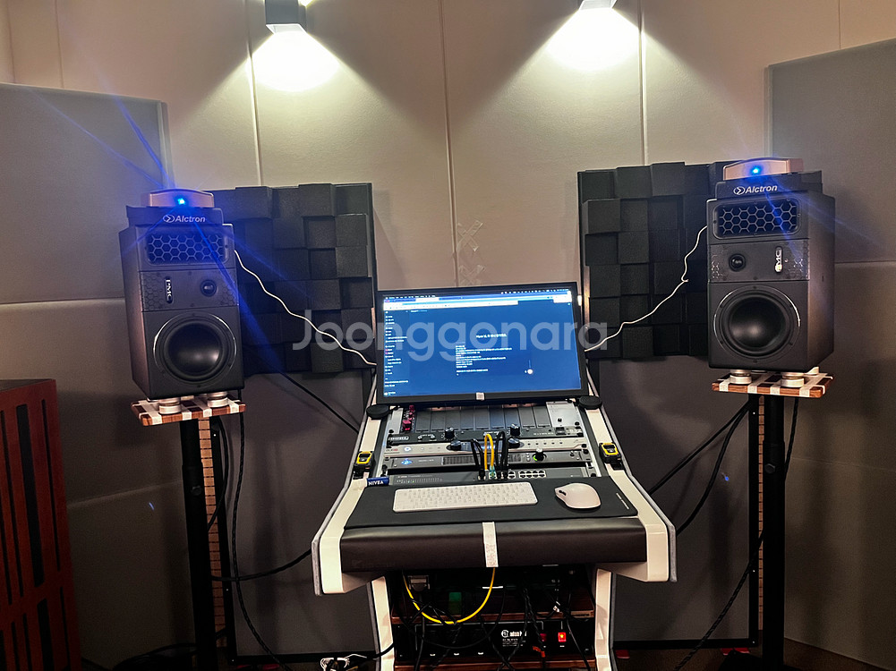 PMC6 스피커 1조 +이더넷 공유기(랜케이블 포함)--0