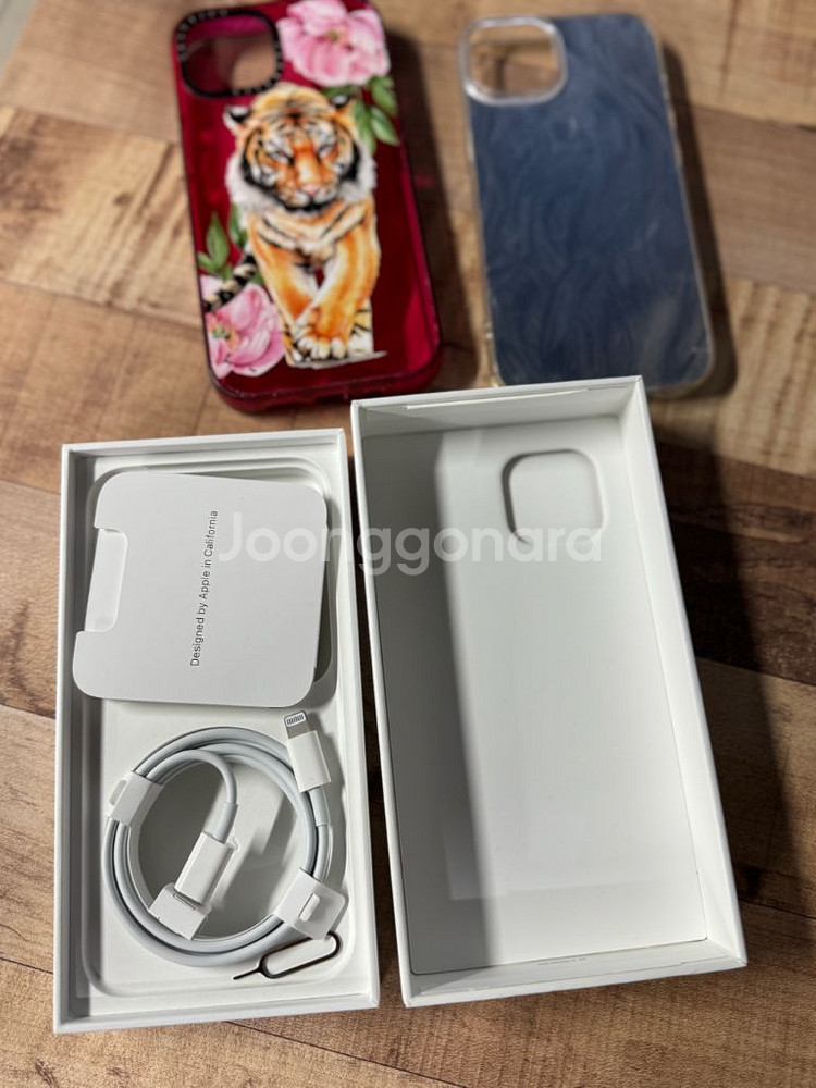 아이폰14 256기가 화이트 팝니다--4