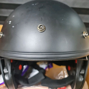 HJC홍진V31 헬멧 무료배송 안에는 깨끗해요