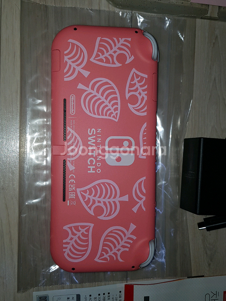 닌텐도 스위치 라이트 동숲에디션 판매합니다--2