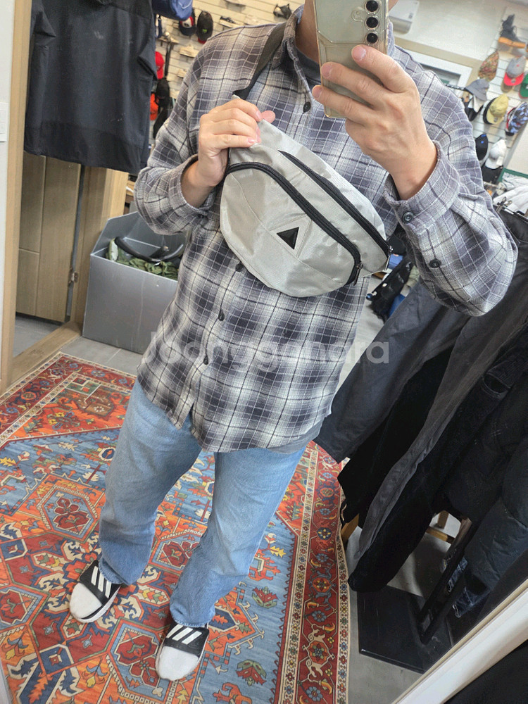 제너럴아이디어 슬링백 웨이스트백--3