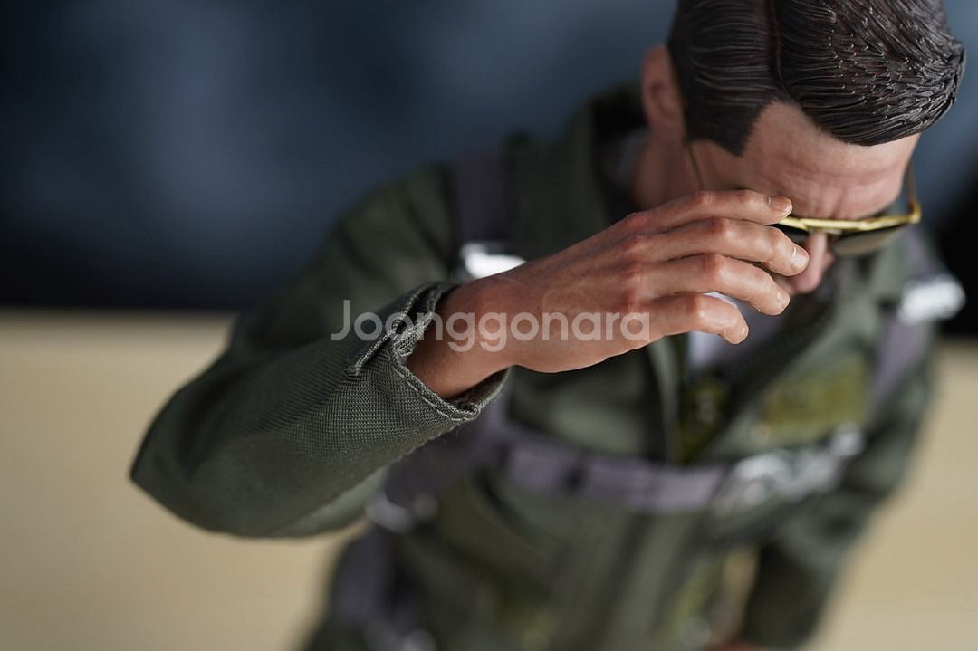 1/6 메버릭 톰 크루즈 커스텀 피규어--1