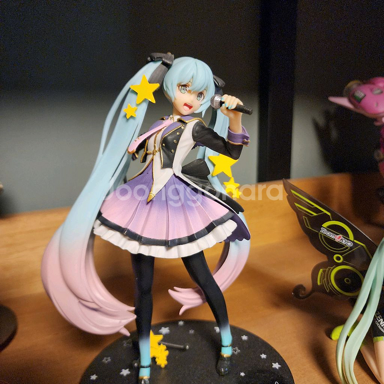 하츠네 미쿠 피규어 (10주년.ver)--0