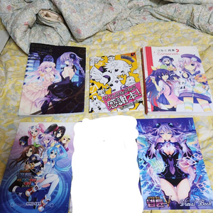 초자원게임 넵튠 아트북 팝니다.