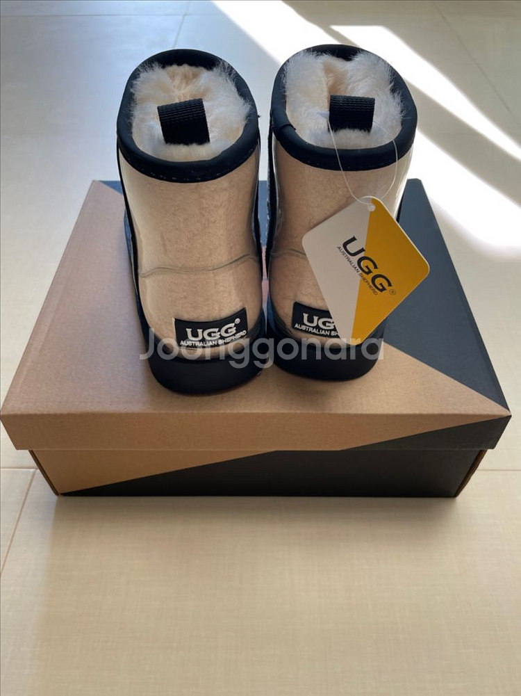 클리어 어그 37사이즈 새상품--2