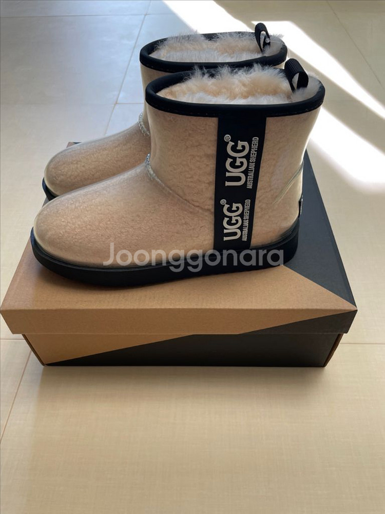 클리어 어그 37사이즈 새상품--1