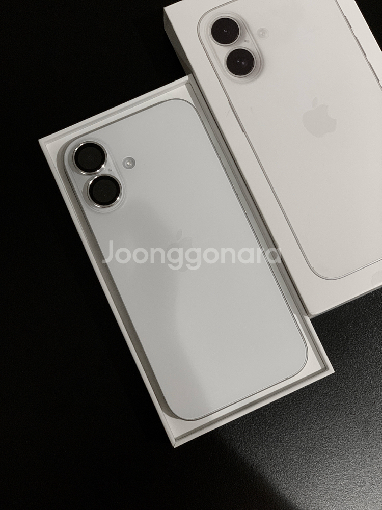 아이폰16 실버 256GB판매합니다--0