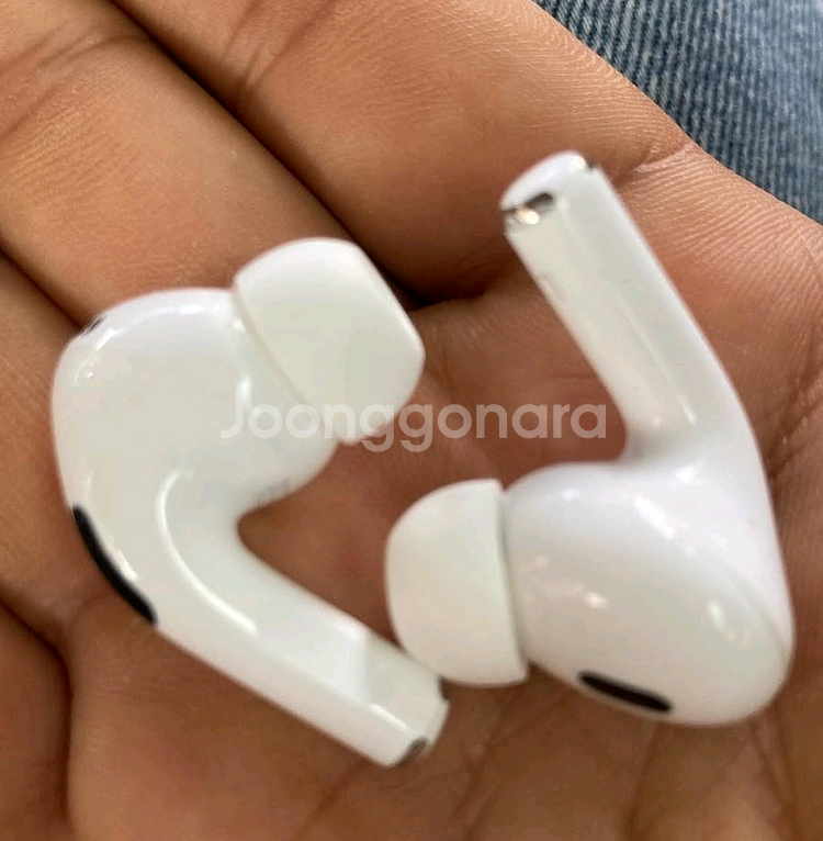 에어팟 프로2세대 급처합니다--4