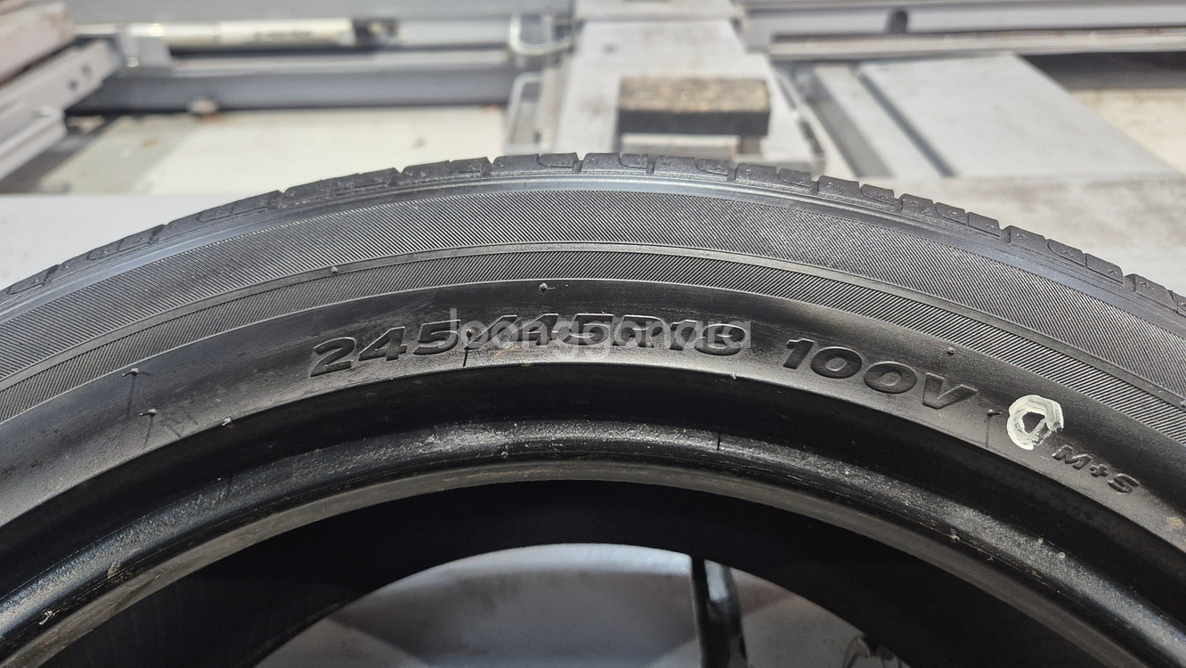 중고 타이어 245 45 18 한국타이어 로드메이트--4