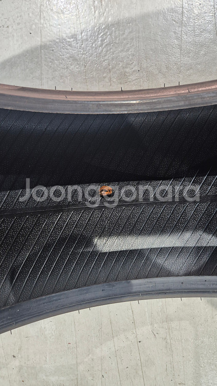 중고 타이어 245 45 18 한국타이어 로드메이트--7