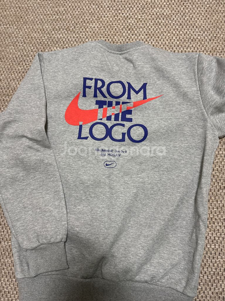 나이키 남녀공용 로고 프린트 맨투맨--1