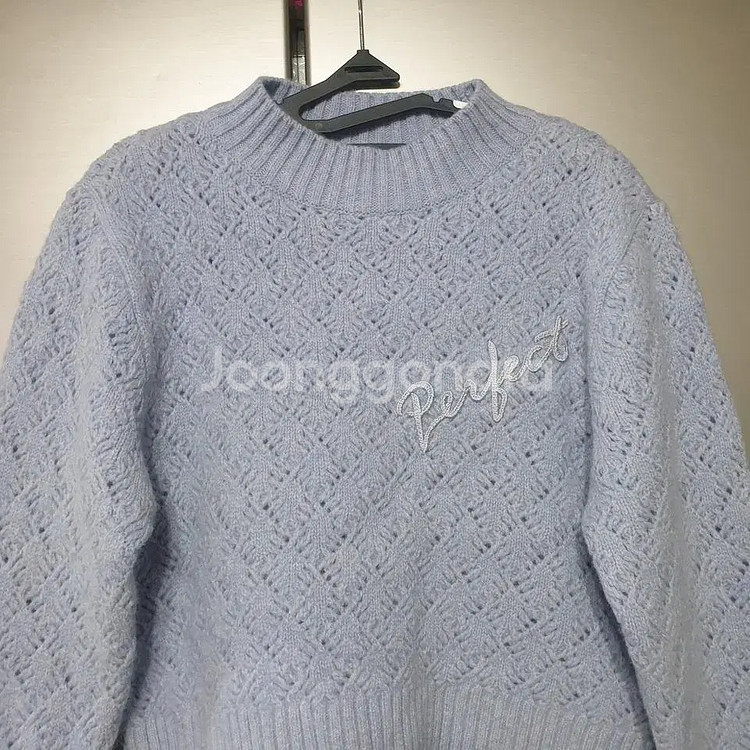 잇미샤 알파카 블렌드 심볼 니트자수 탑--1