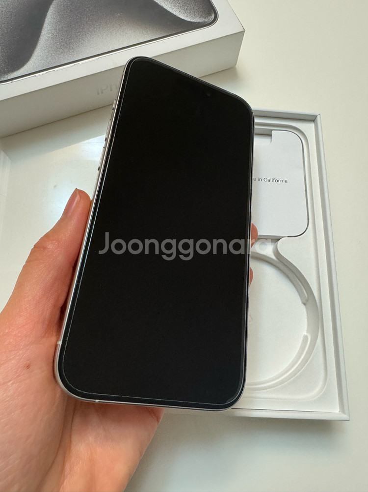 아이폰15 프로 화이트티타늄 256gb--1