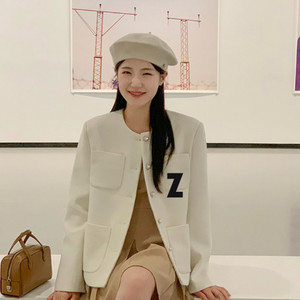 아뜨랑스 스텔라 아이보리 자켓 하객룩 새상품