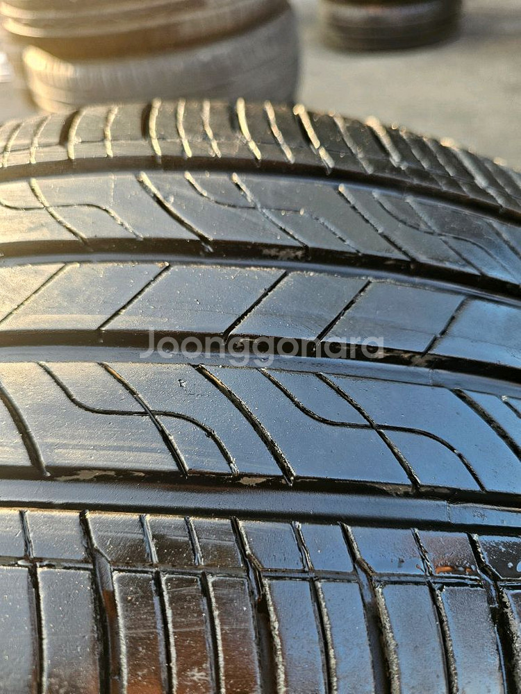 225 50 17 금호ta21 타이어--4