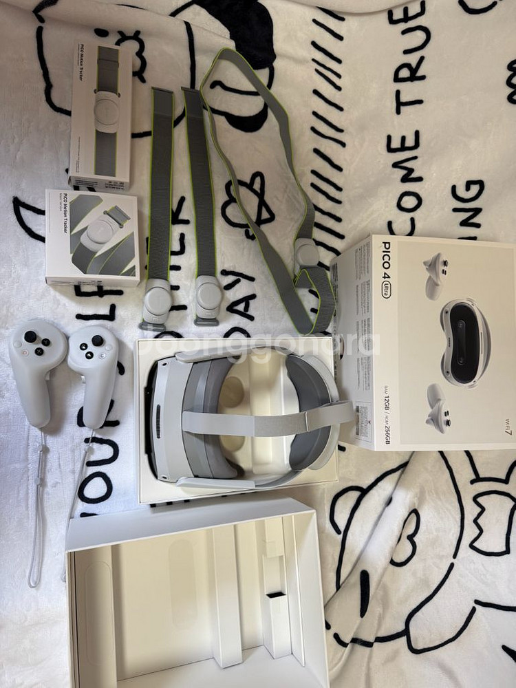 피코4 울트라 VR 헤드셋--0