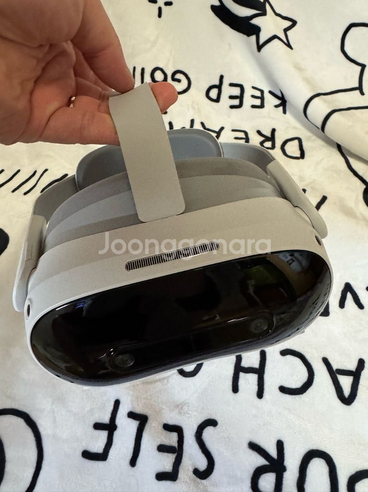 피코4 울트라 VR 헤드셋--1