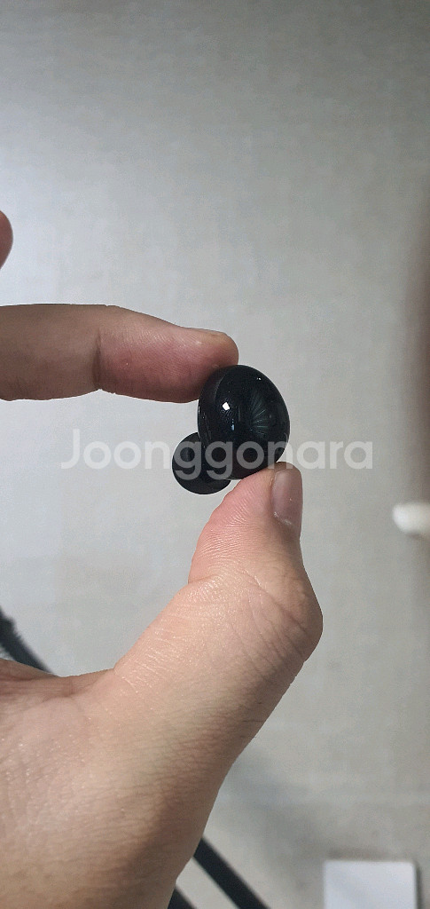 버즈 2 오닉스 블랙 왼쪽 유닛 판매합니다--0