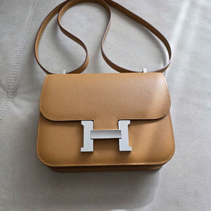 에르메스 콘스탄스18