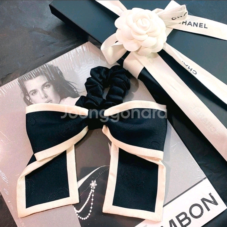 샤넬 제니 헤어슈슈 리본(새상품)--0