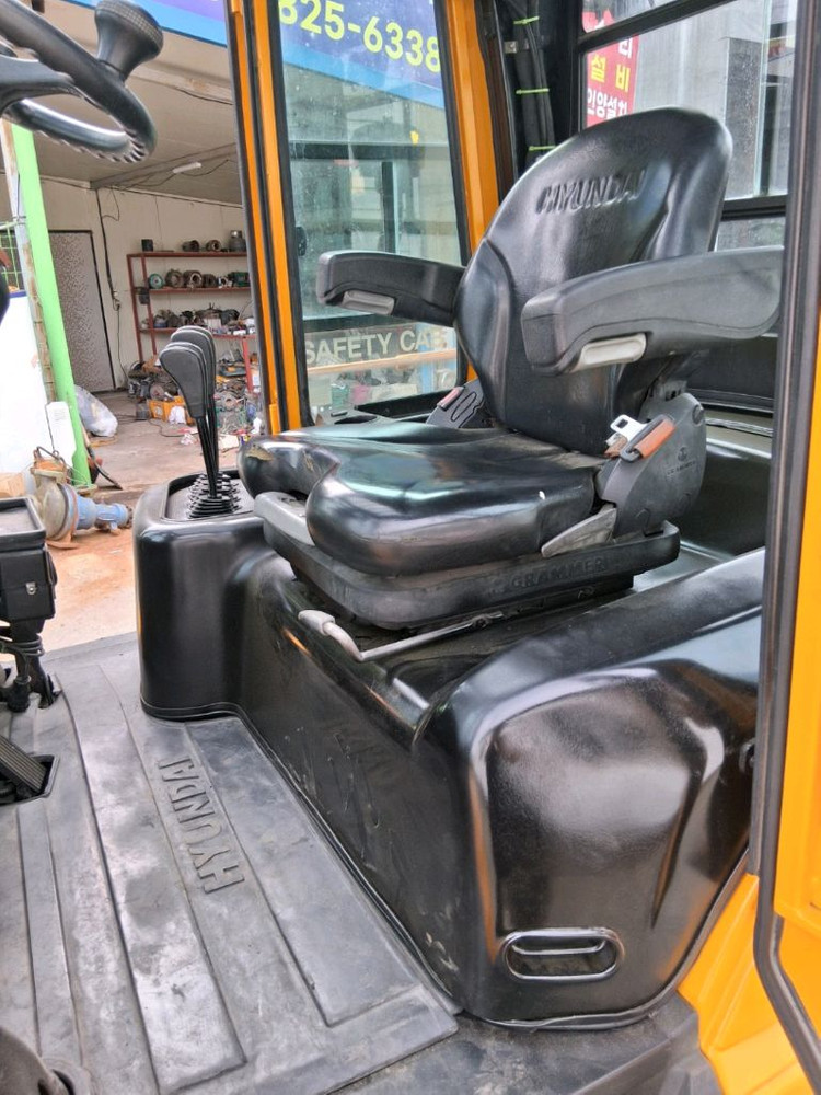 현대 3.5톤 지게차 이미지