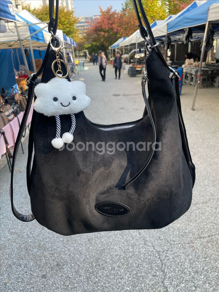 스웨이드 숄더백 (새상품)--0