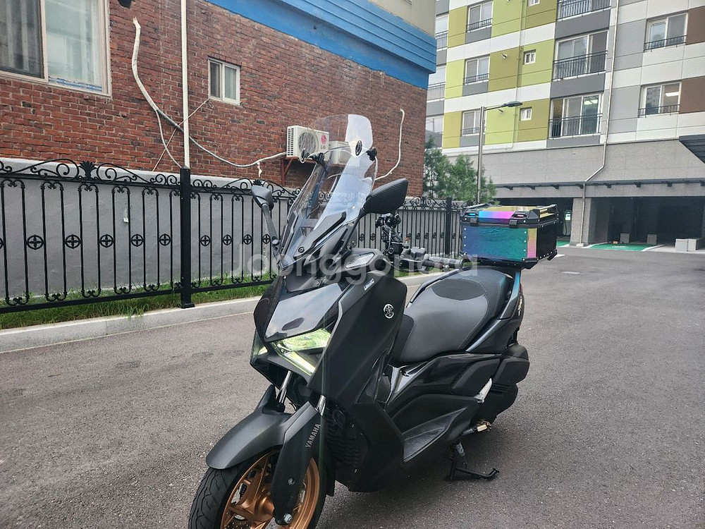 2023년 XMAX300 생활튜닝 바이크 판매합니다.--2