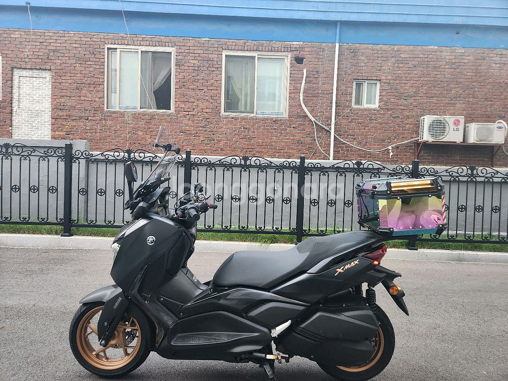 2023년 XMAX300 생활튜닝 바이크 판매합니다.--4