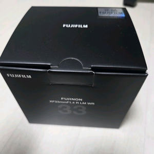후지필름 XF 33mm F1.4 // XF 18mm
