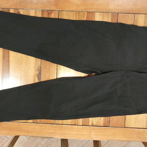 유니클로 블랙 스트링 슬림 테이퍼드 슬랙스 29~30사이즈 1만4천원