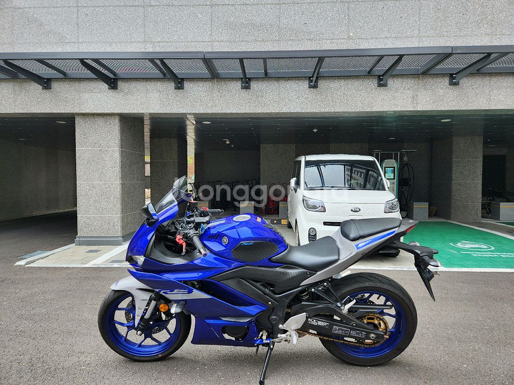 2020년 야마하R3 레이스블루컬러 판매합니다.--3