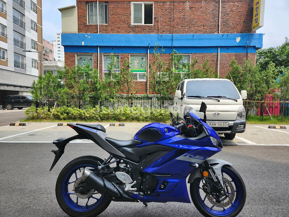 2020년 야마하R3 레이스블루컬러 판매합니다.--4