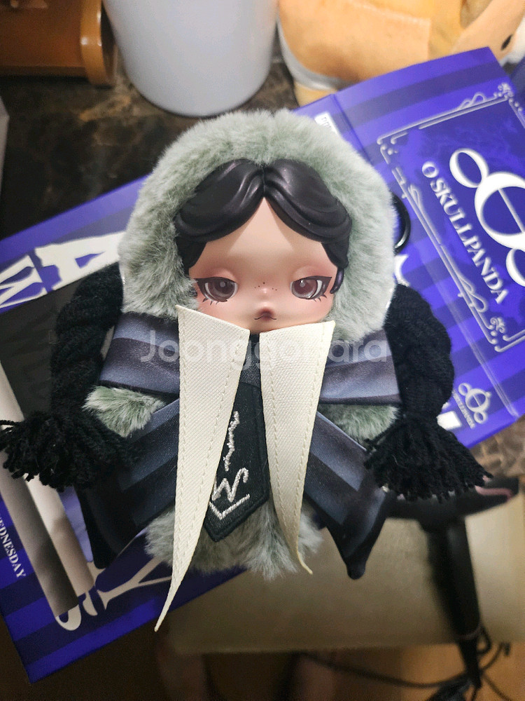 팝마트 스컬판다 웬즈데이 인형키링--1