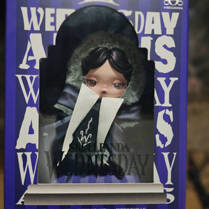 팝마트 스컬판다 웬즈데이 인형키링