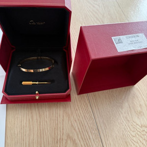 까르띠에 러브팔찌 19호