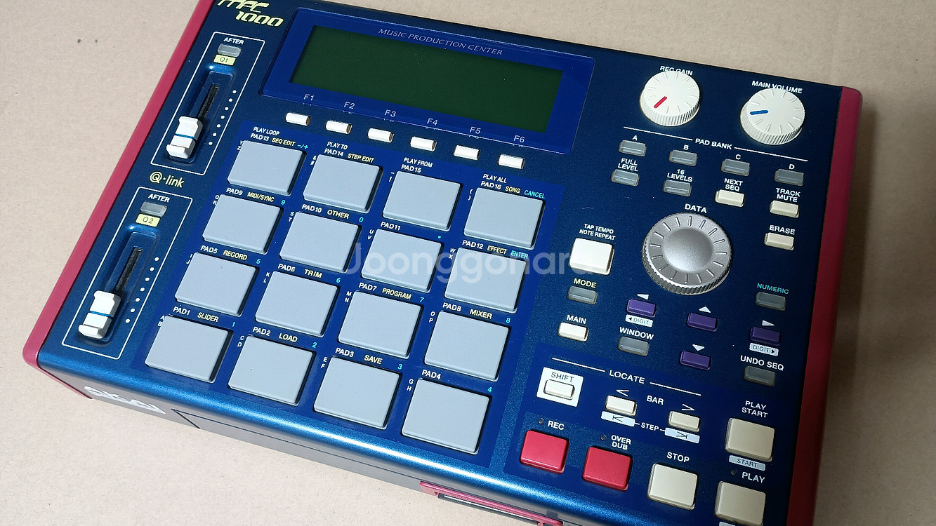 AKAI MPC1000 블루--0
