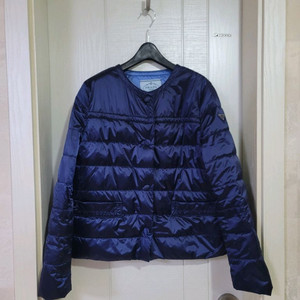 프라다 경량패딩 46