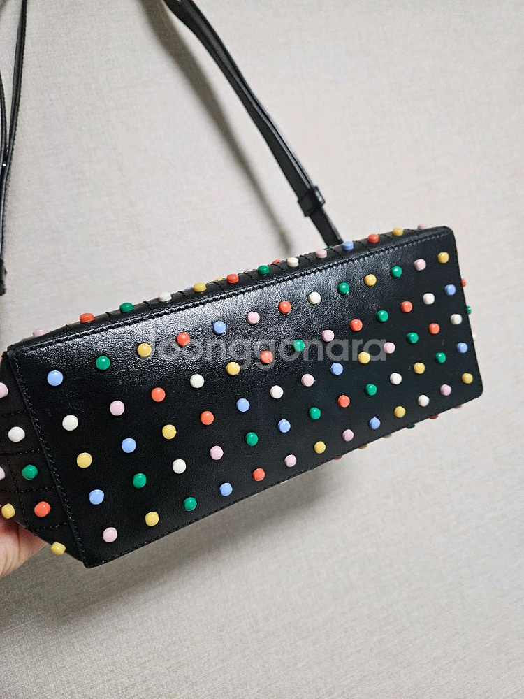 토즈 고미노 스터드 크로스백--3