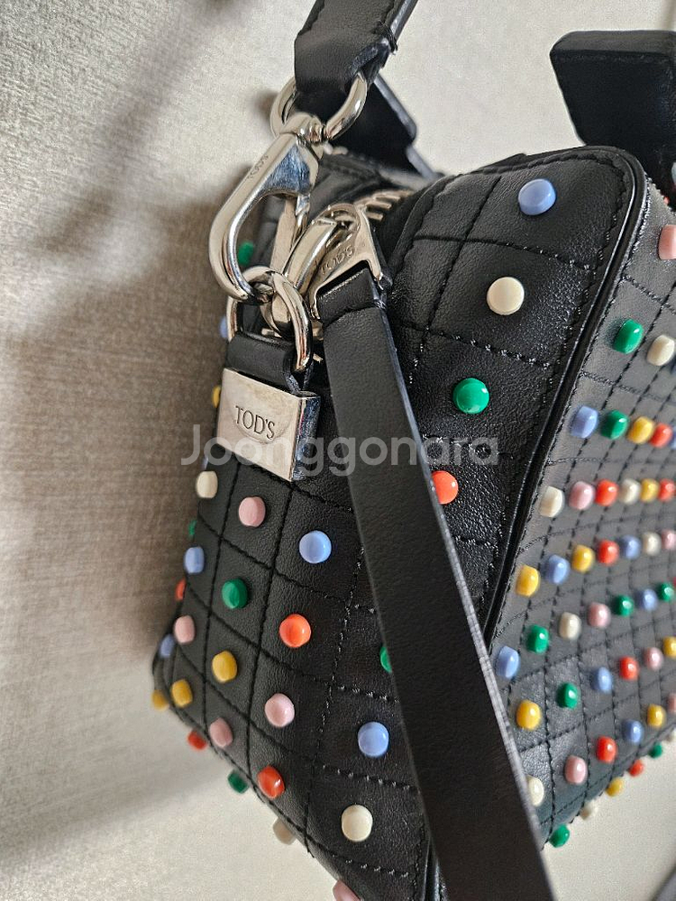 토즈 고미노 스터드 크로스백--2