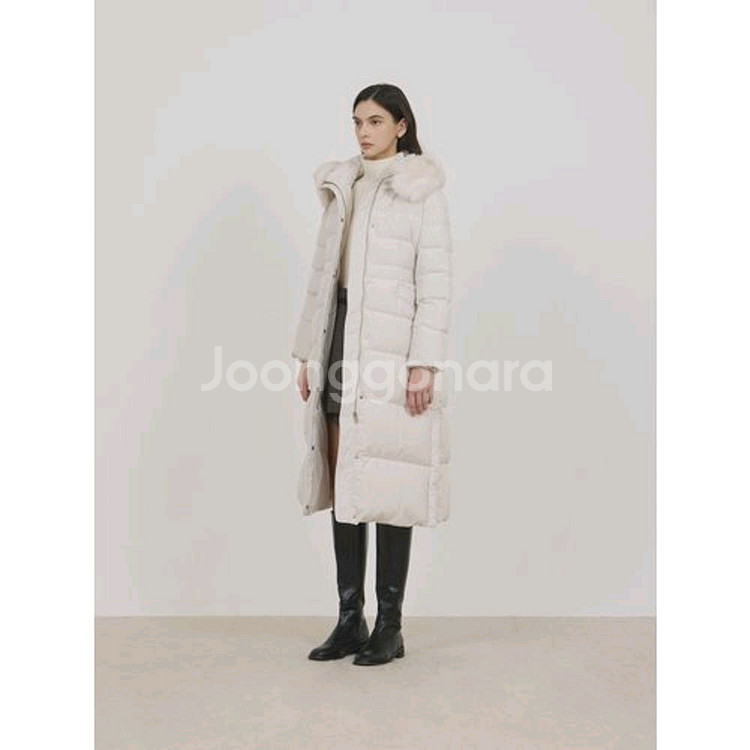 쥬크 ZOOC 벨티드 슬림핏 롱 구스 다운패딩아이보리 사이즈55 새상품택있음--1