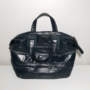 만다리나덕 양가죽 크로스백