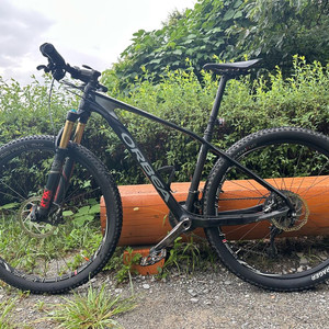 오베아 알마 27.5 상급 MTB 카본 자전거
