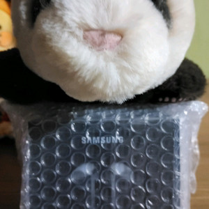 미개봉 갤럭시버즈3프로 실버 판매합니다.